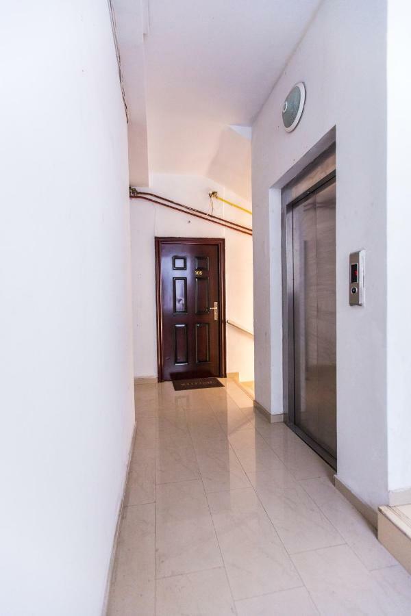 Apartament On Rustaveli Batumi Exterior photo